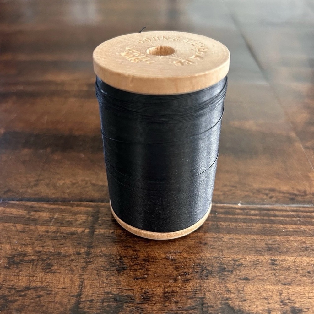 Vintage John C Meyer & Co Wooden Spool Black 2 Oz Thread 2.5" Tall D24